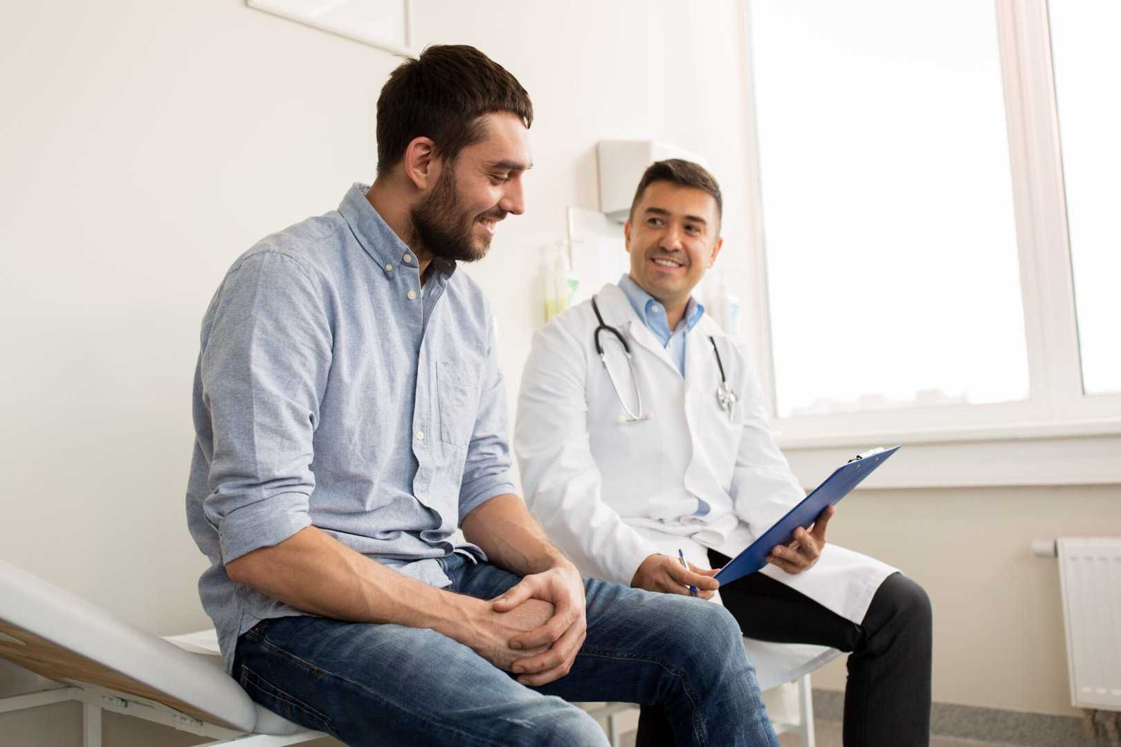 primary care doctor meets client in Nashville