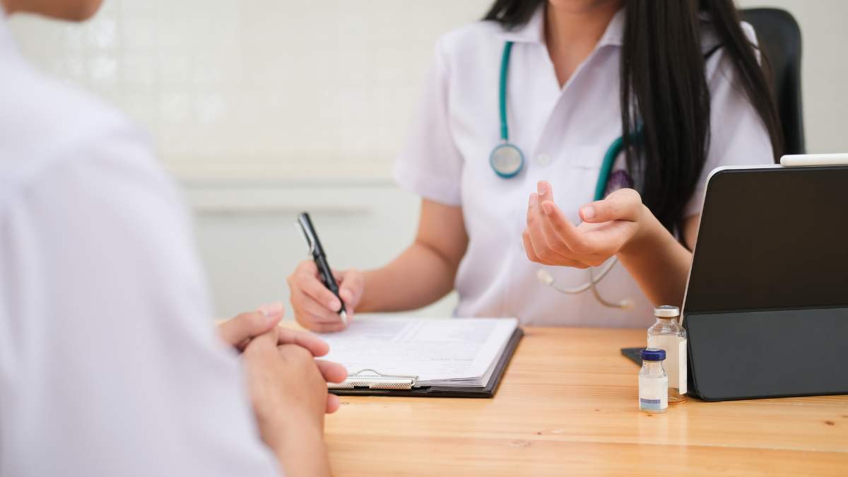 Patient receiving medical advice