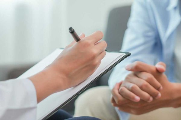 primary care doctor meets client in Nashville